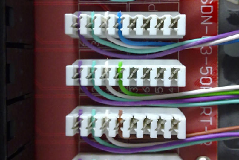 Štruktúrovaná kabeláž a počítačové siete Štruktúrovaná kabeláž a počítačové siete